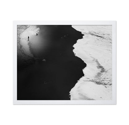 Minimal Black White Shoreline