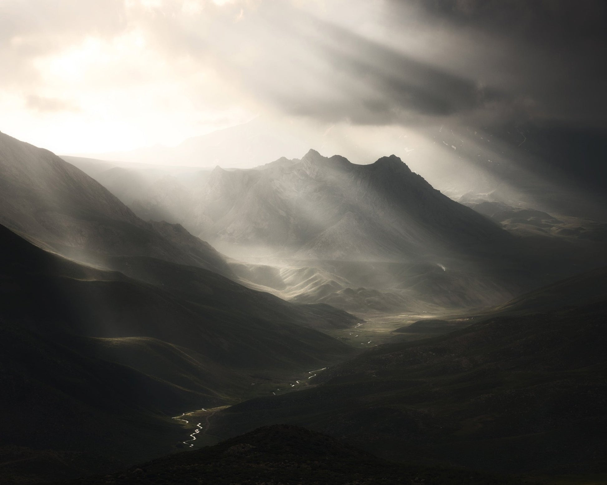 Sun Rays Mountain Valley