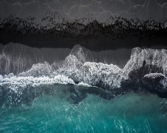 Black Sand Waves