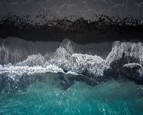 Black Sand Waves