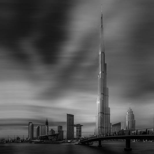 Dubai Skyline Noir