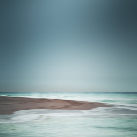 Minimal Coastal Horizon No1