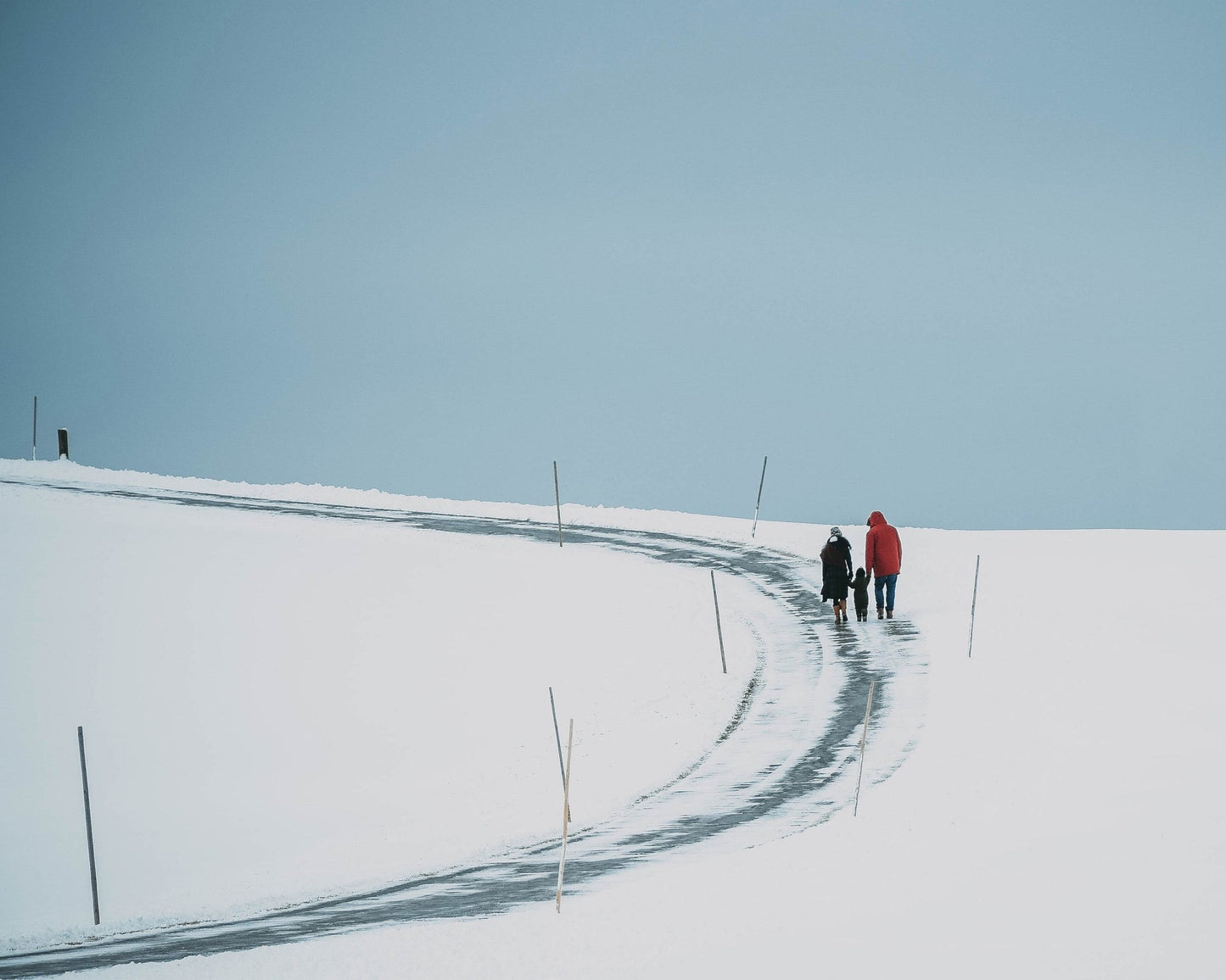 Minimal Winter Walk