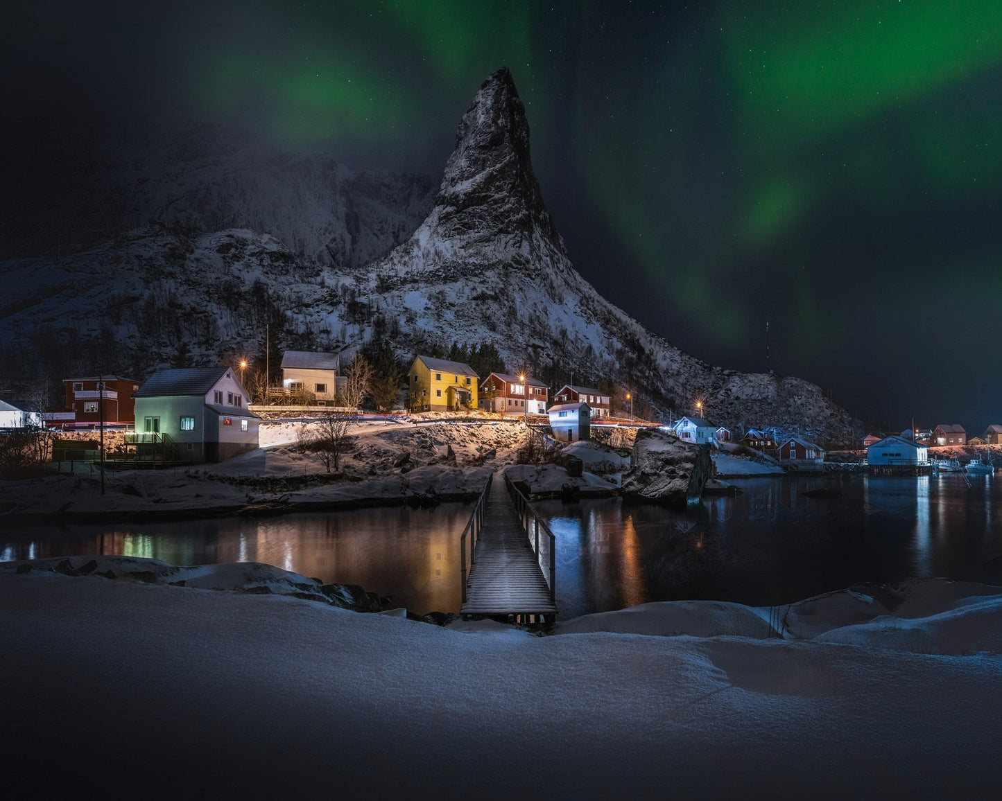 Lofoten Aurora Village