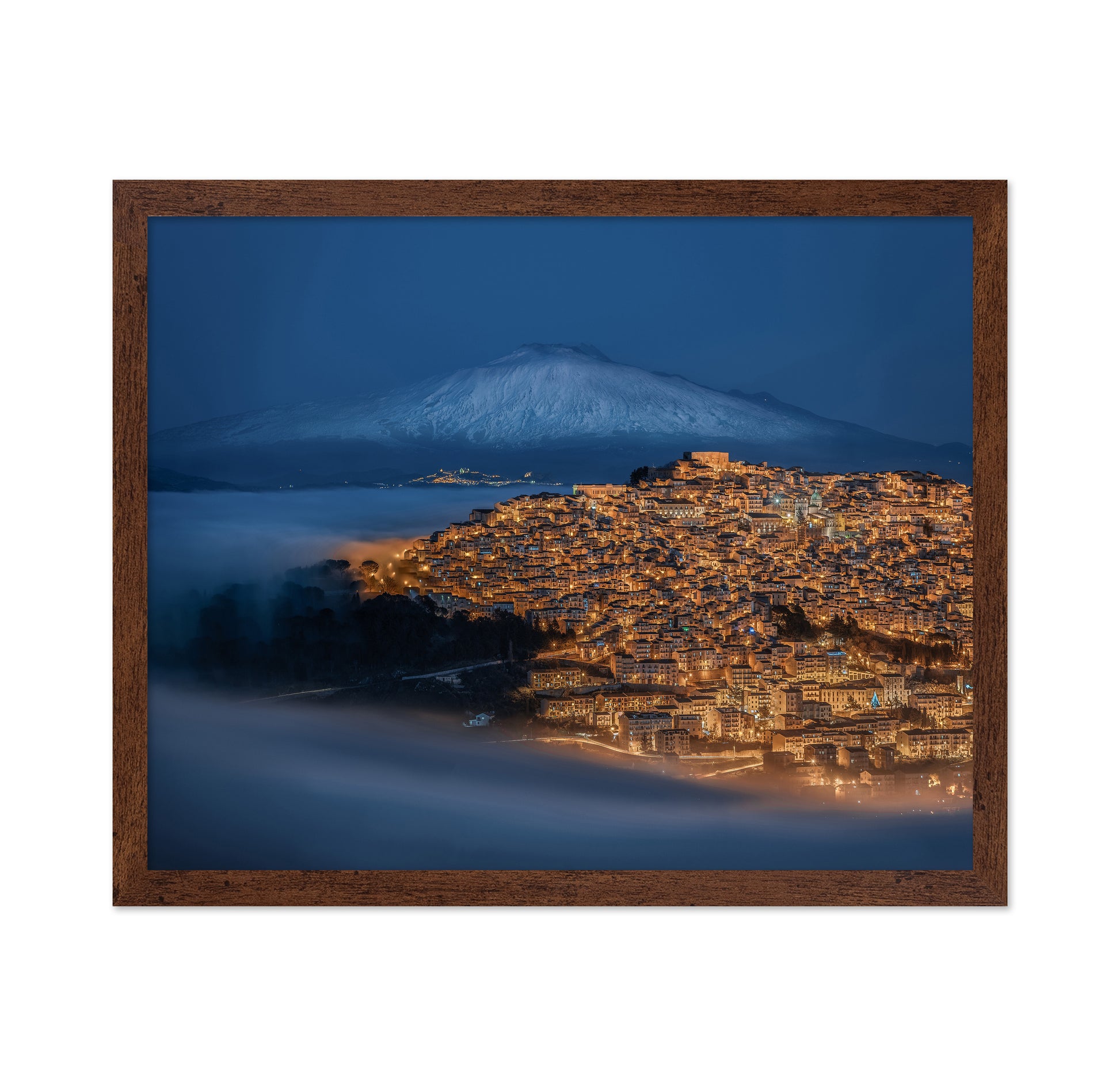 Etna Embrace
