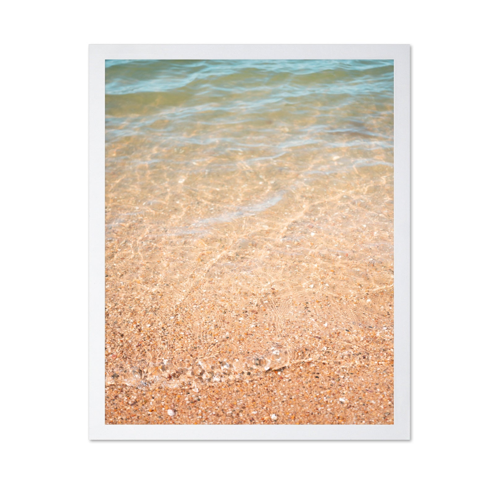 Clear Shoreline Waves