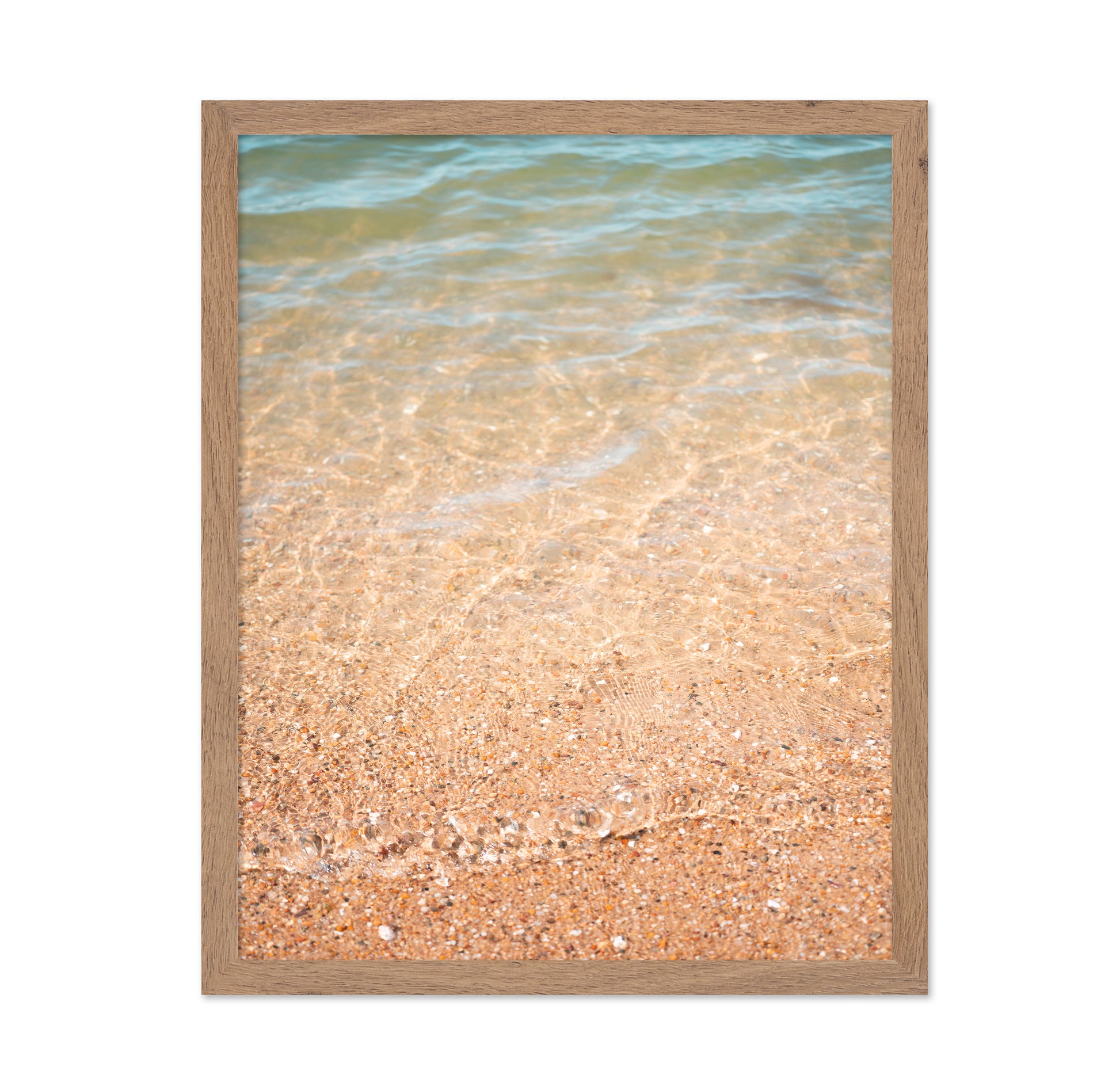 Clear Shoreline Waves