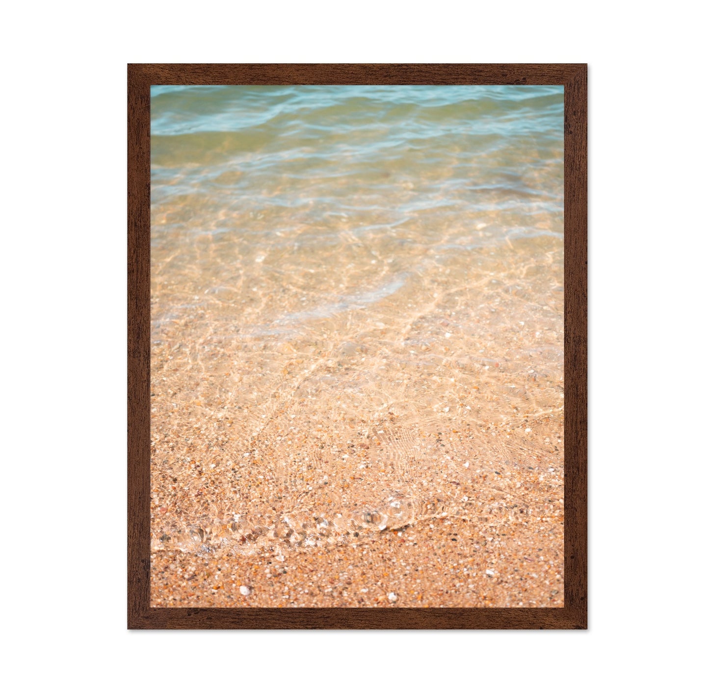 Clear Shoreline Waves