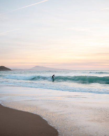 Sunset Wave Ride