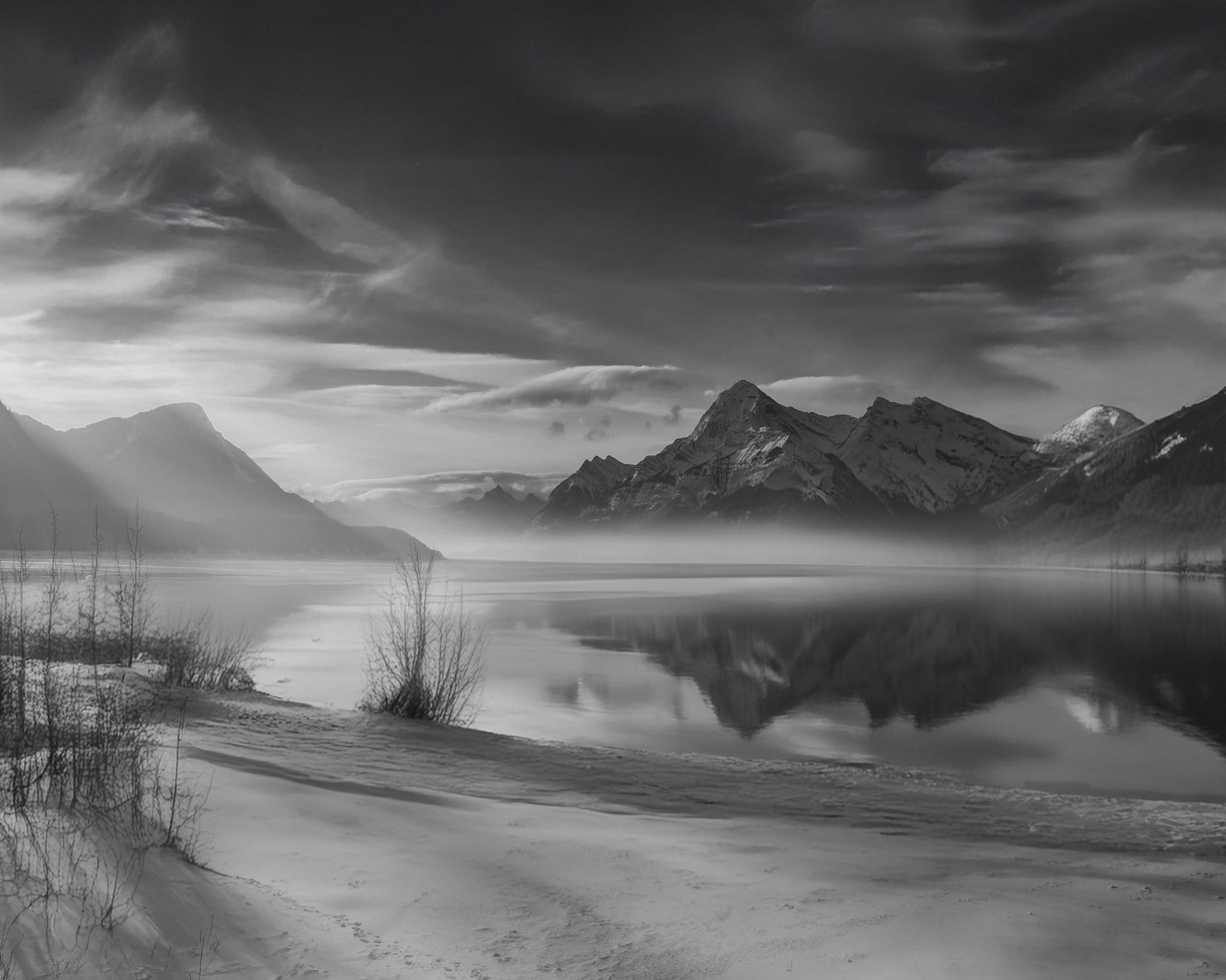 Winter Mountain Lake No1