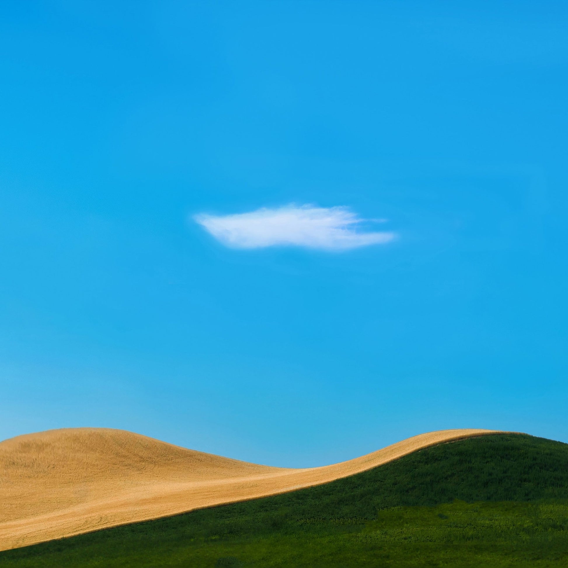 Minimal Field Hills