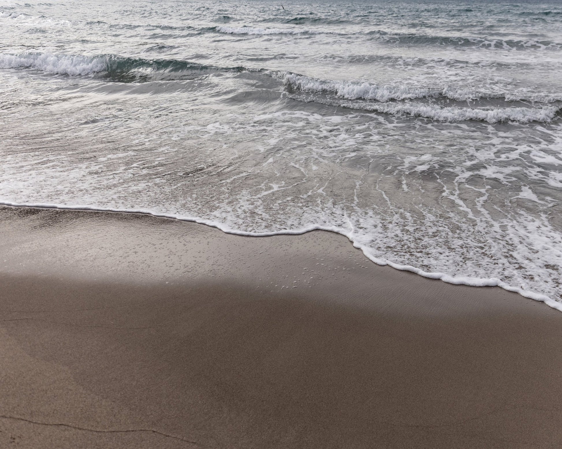 Calm Shoreline Waves
