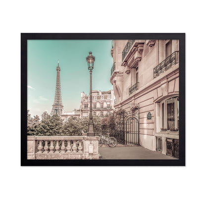 Paris Eiffel Street