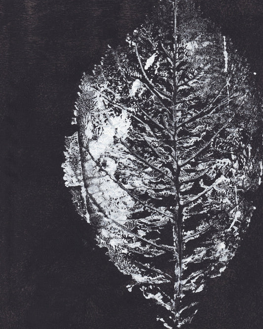Monochrome Leaf