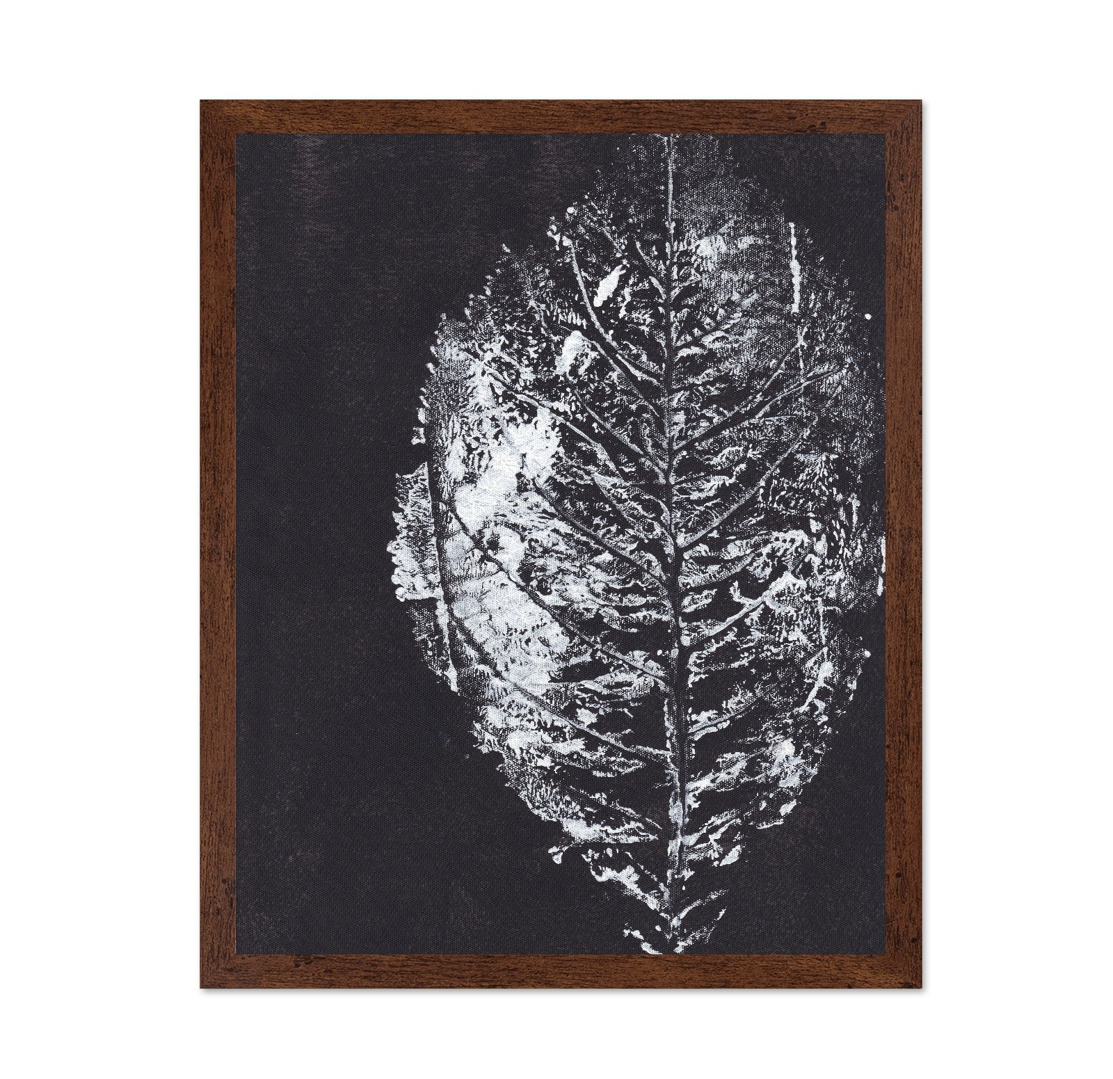 Monochrome Leaf