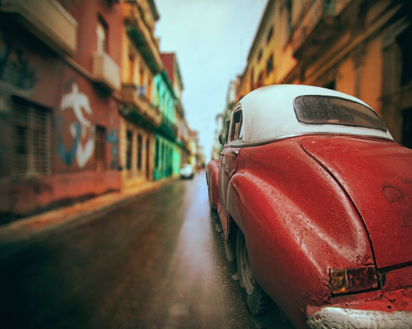 Vintage Havana Street Ride