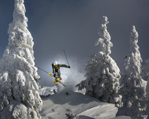 Snow Jump Skier