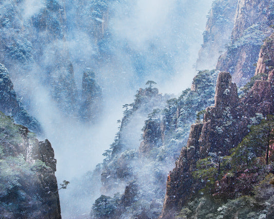 Snowy Mountain Mist