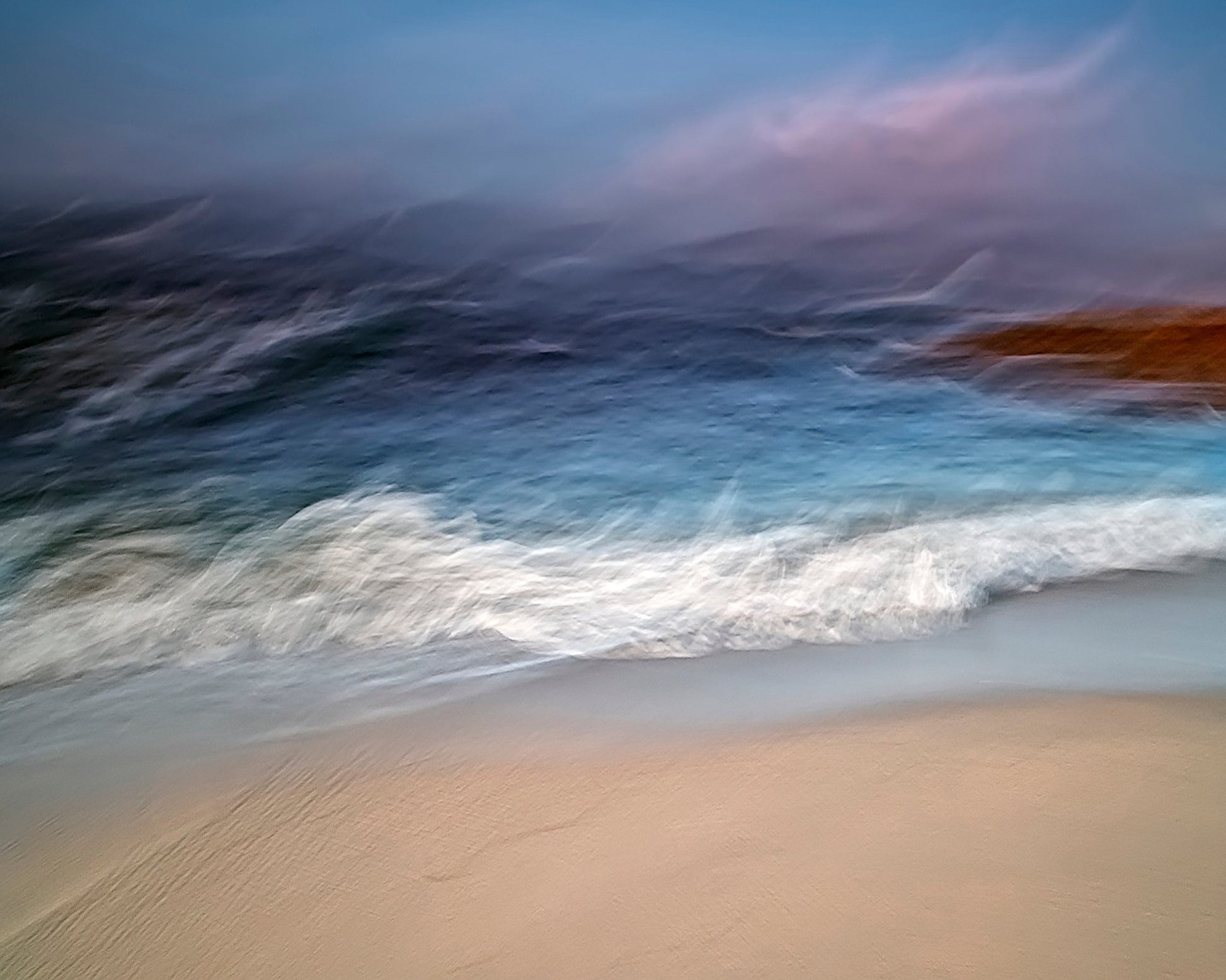 Dreamy Ocean Waves