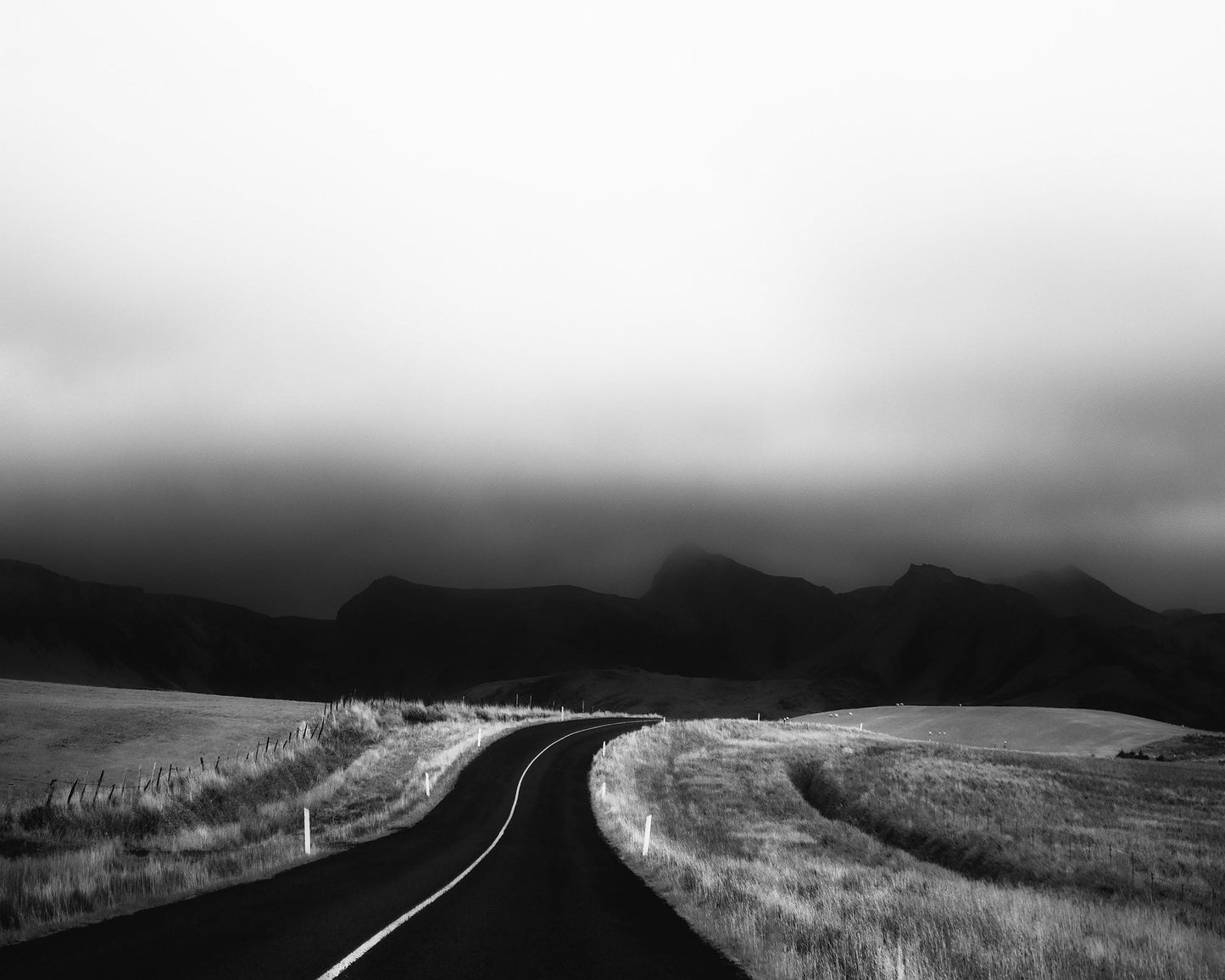 Endless Road Horizon
