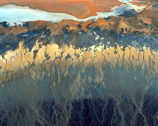 Flowing Earth Veins
