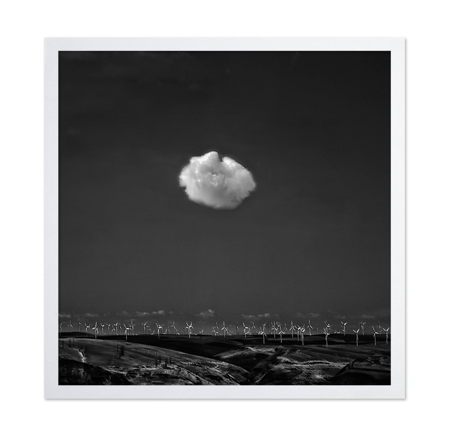 Lone Cloud Horizon