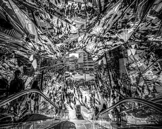 Urban Mirror Chaos
