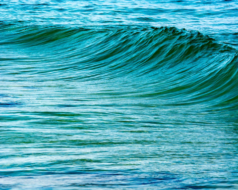 Rolling Ocean Wave
