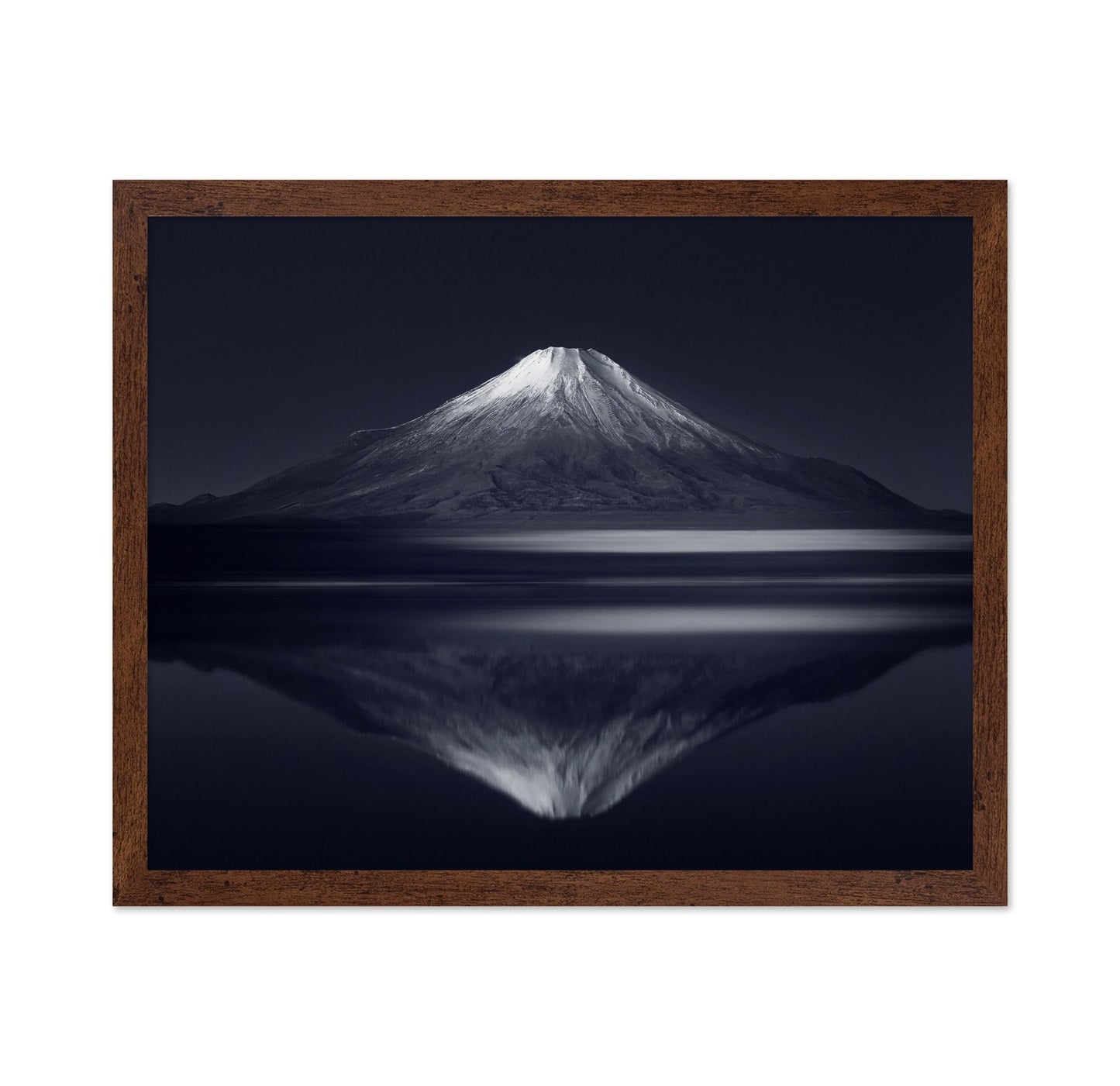 Minimal Mountain Reflection