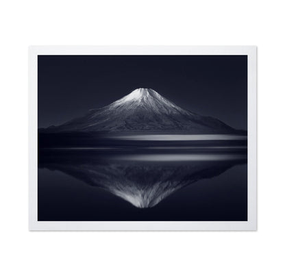 Minimal Mountain Reflection