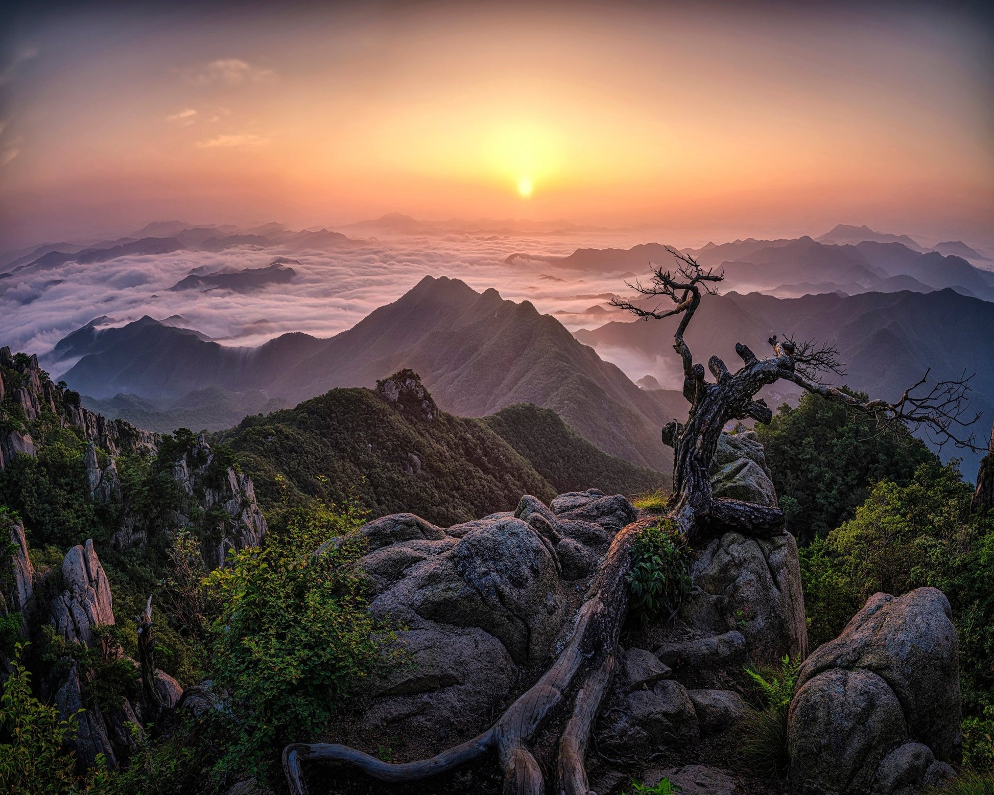 Sunrise Mountain Peaks
