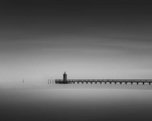 Silent Pier Horizon