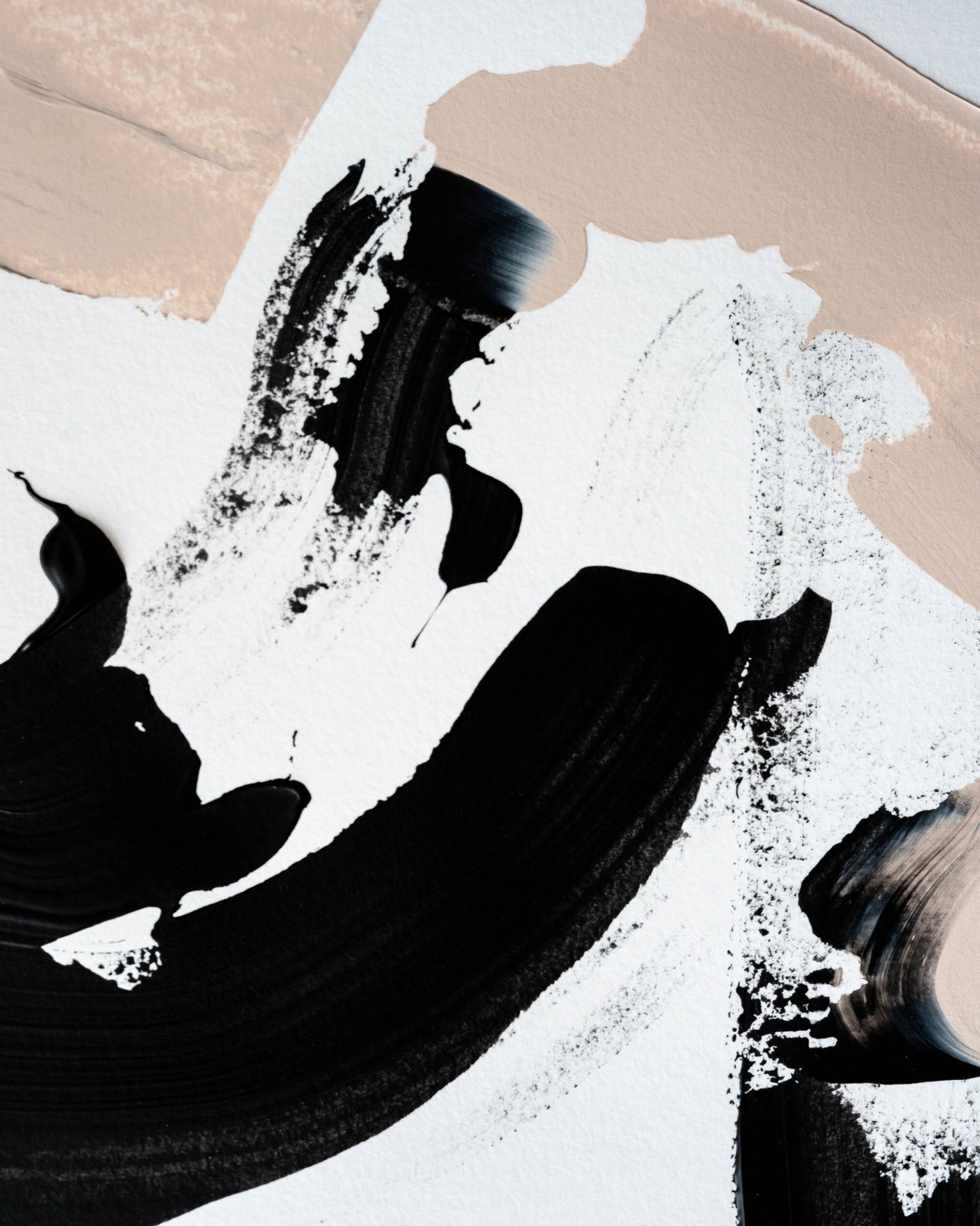 Bold Ink Contrast