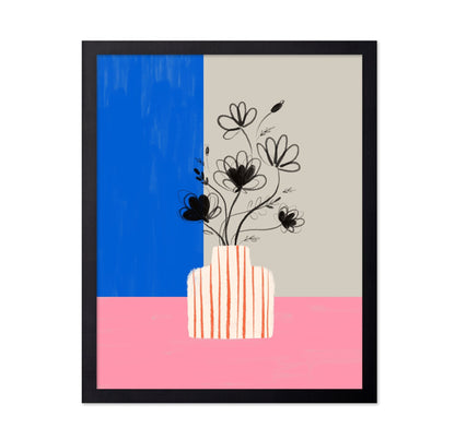 Floral Vase Contrast