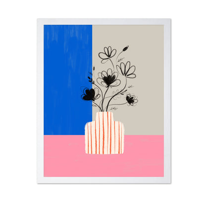 Floral Vase Contrast