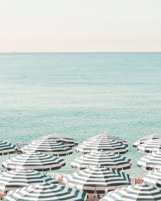 Beach Umbrella Horizon