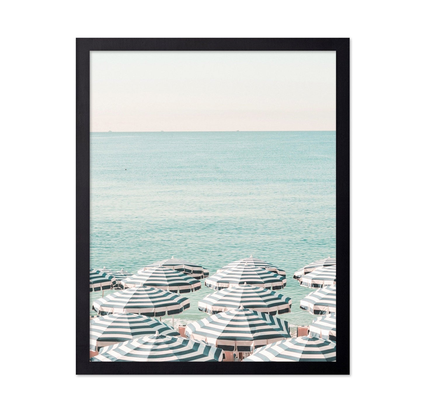 Beach Umbrella Horizon