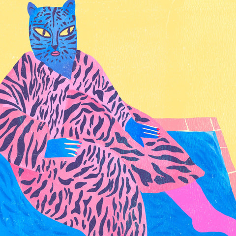 Cat Woman Lounge