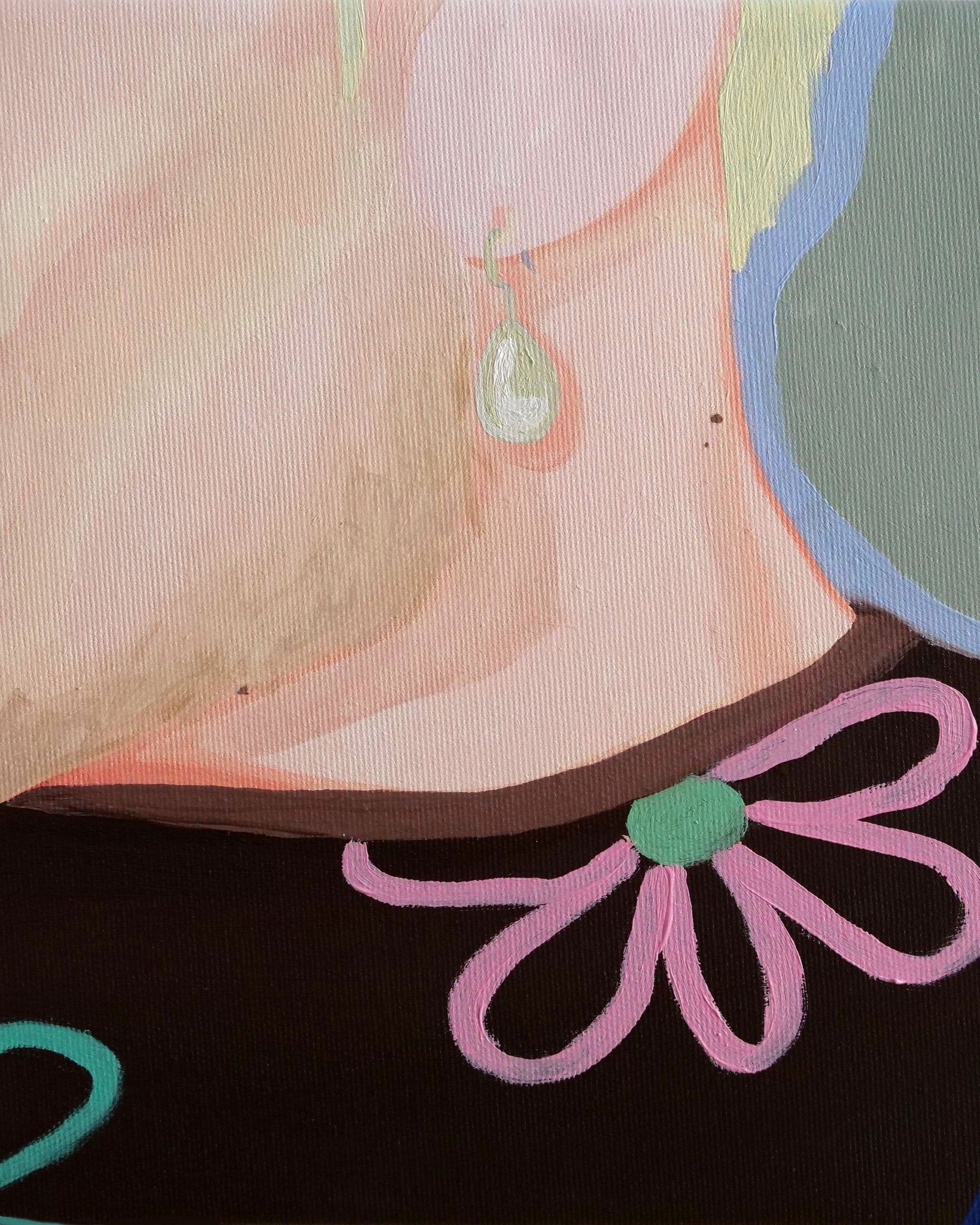 Soft Neck Detail