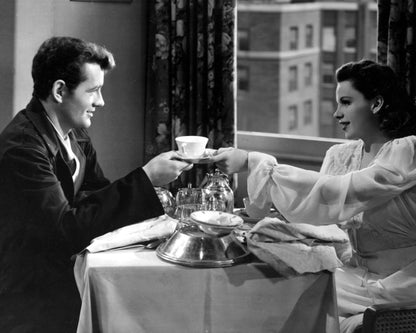 The Clock 1945 Robert Walker No1