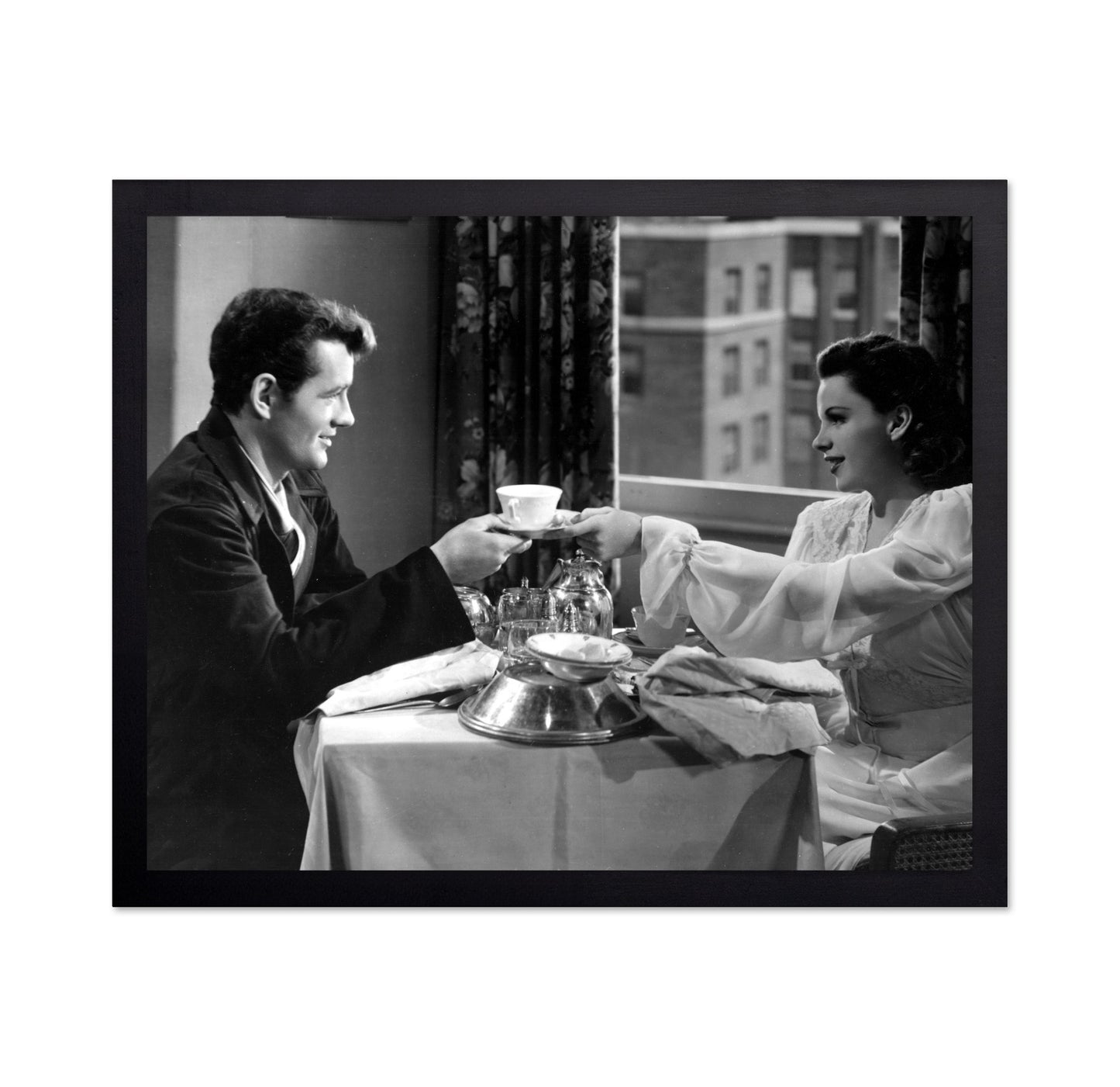 The Clock 1945 Robert Walker No1
