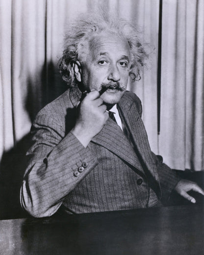 Albert Einstein 1935
