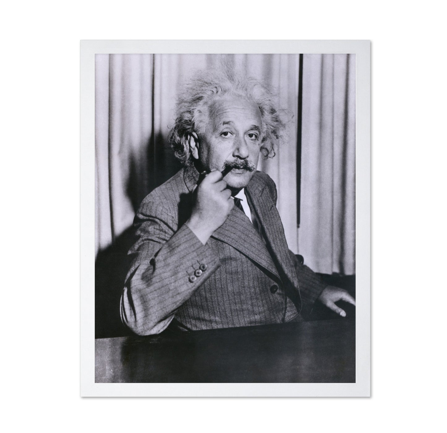 Albert Einstein 1935
