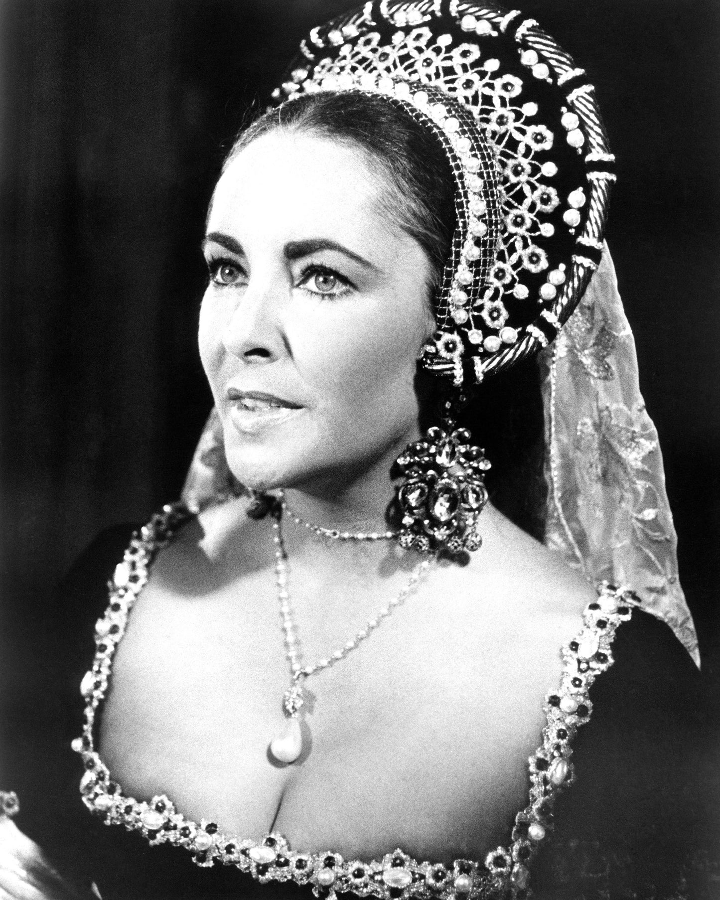 Anne of The Thousand Days 1969 Elizabeth Taylor