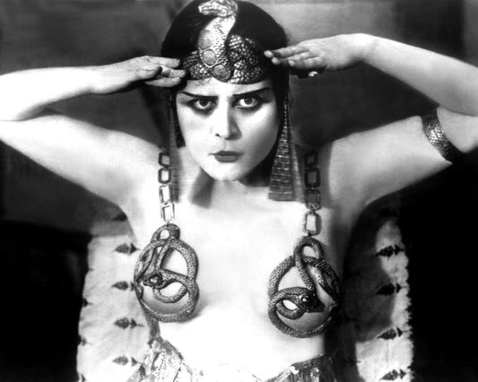 Cleopatra 1917 Theda Bara No2