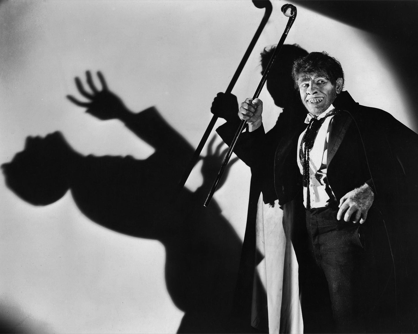 Dr. Jekyll and Mr. Hyde 1931 Fredric March No2