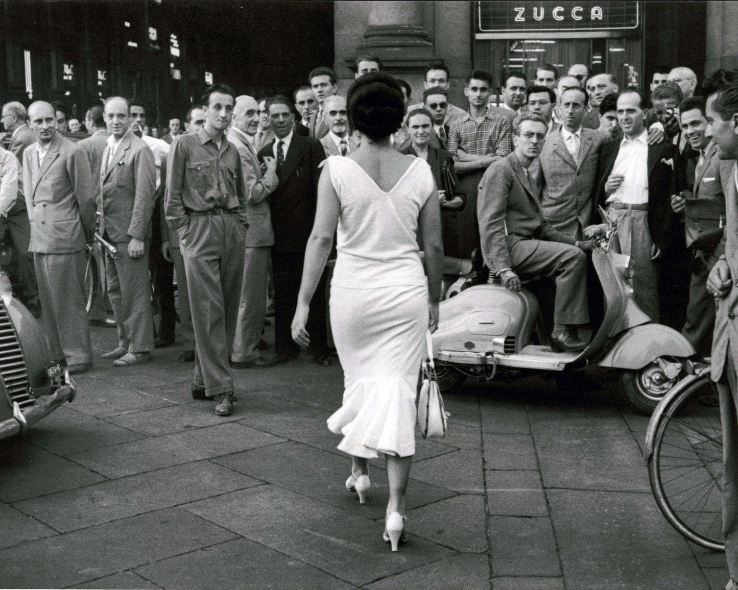 Moira Orfei Milan Street Scene 1954