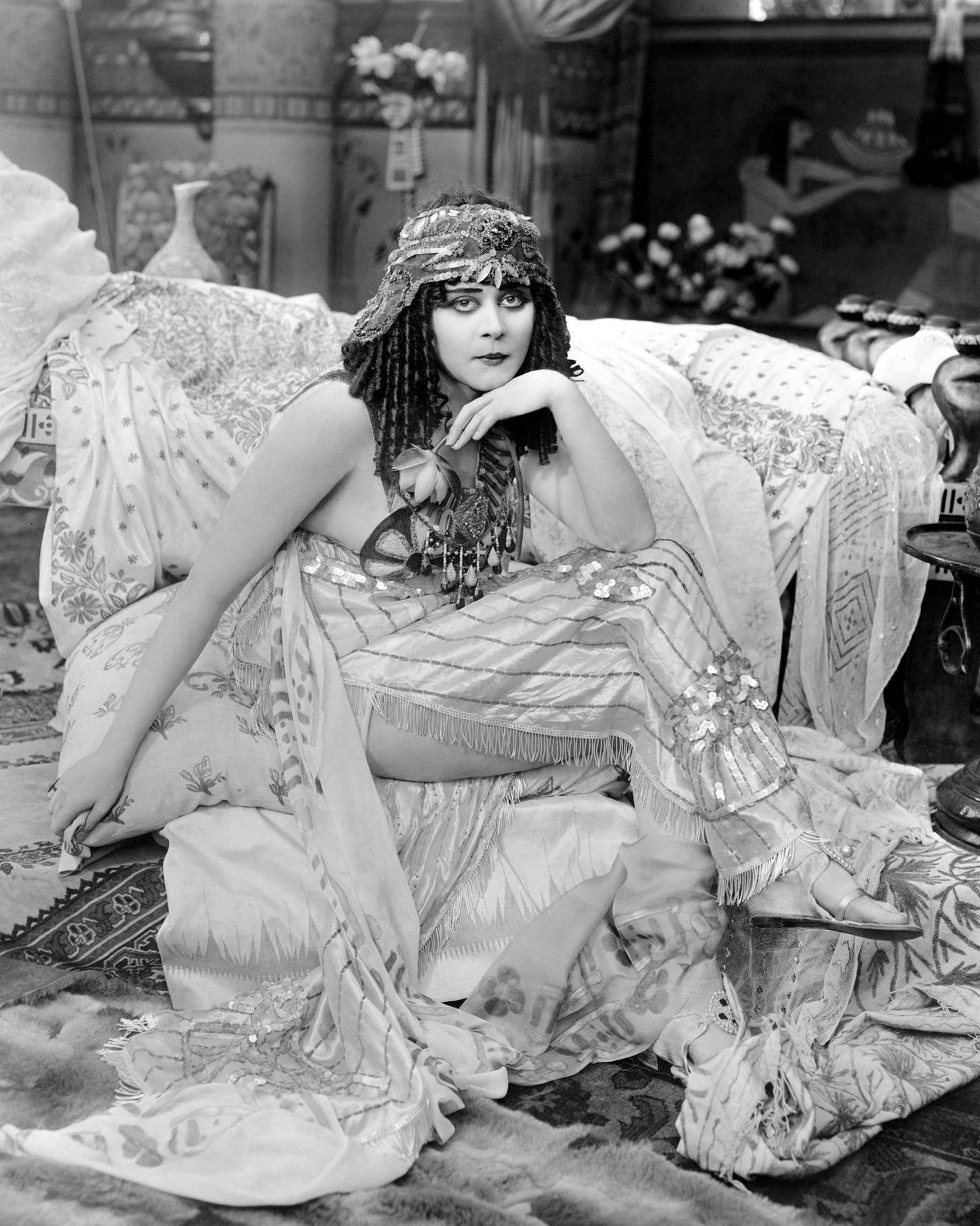 Cleopatra 1917 Theda Bara No1