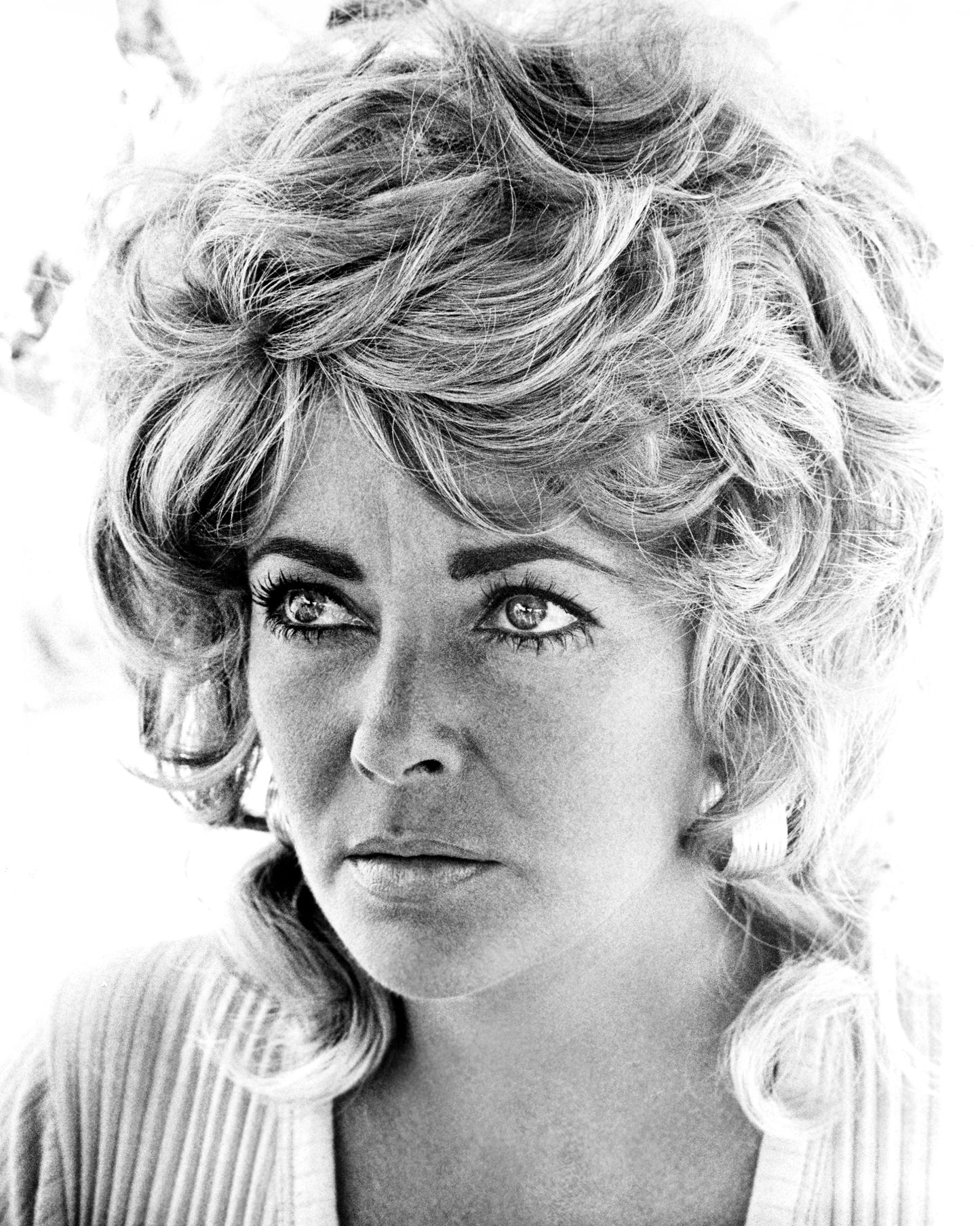 Hammersmith Is Out 1972 Elizabeth Taylor