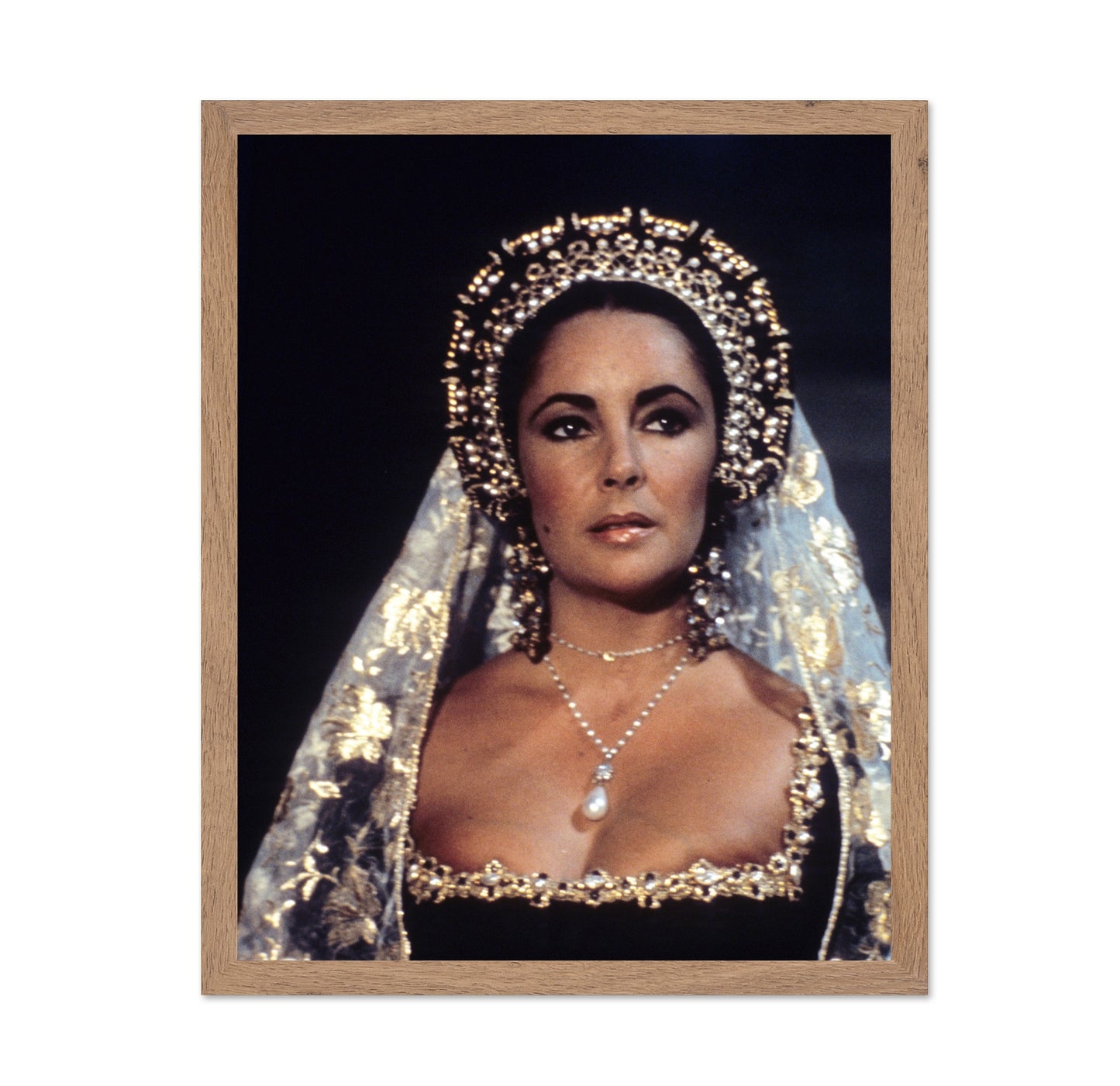 Anne of The Thousand Days 1969 - Elizabeth Taylor